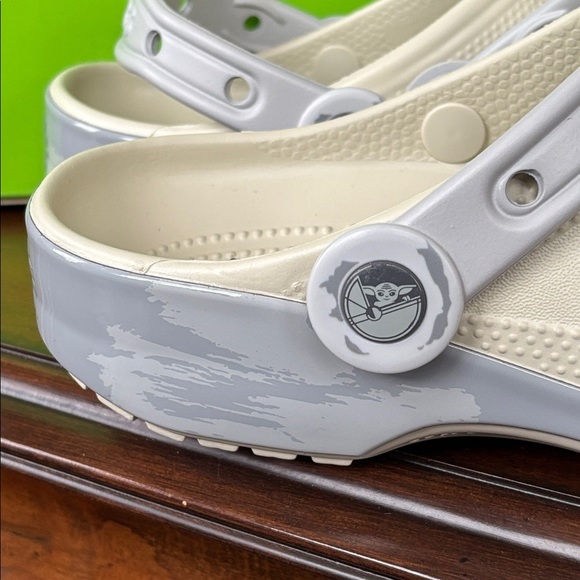 Brand New Crocs Adults' STAR WARS Grogu Classic Clogs Bone Casual Slip On Shoes - Picture 5 of 16